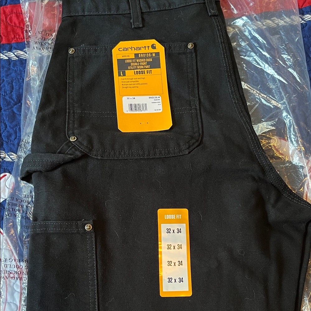 NWT Carhartt Men's Dark Cargo Pants NEVER WORN